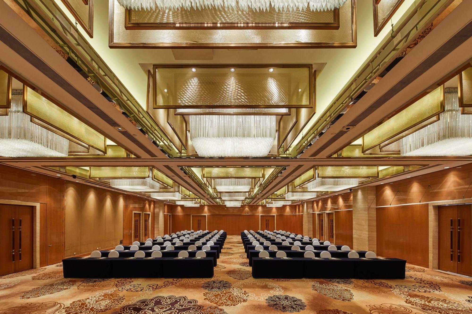 The Westin Nanjing Xuanwu Lake Buitenkant foto