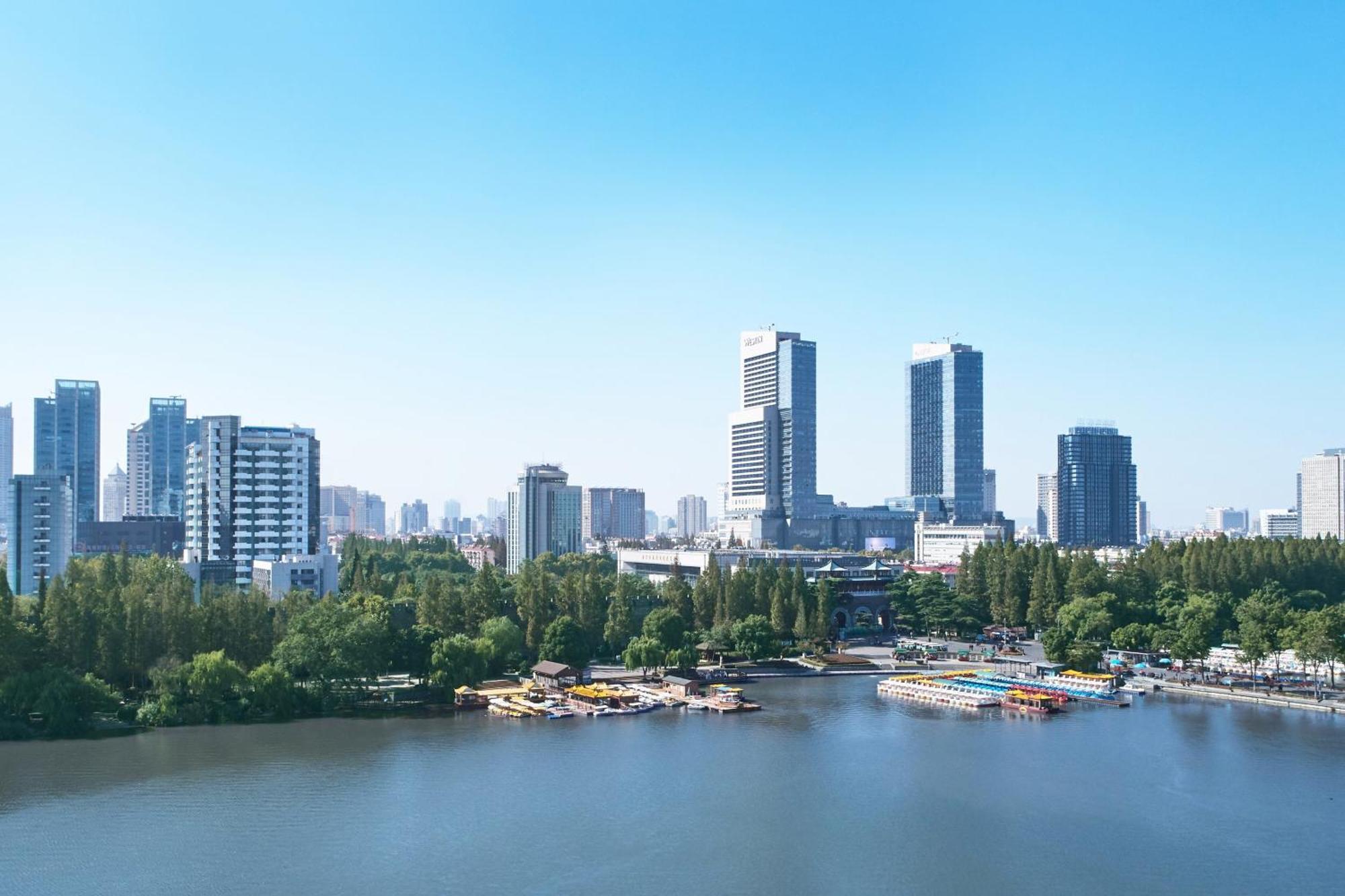 The Westin Nanjing Xuanwu Lake Buitenkant foto