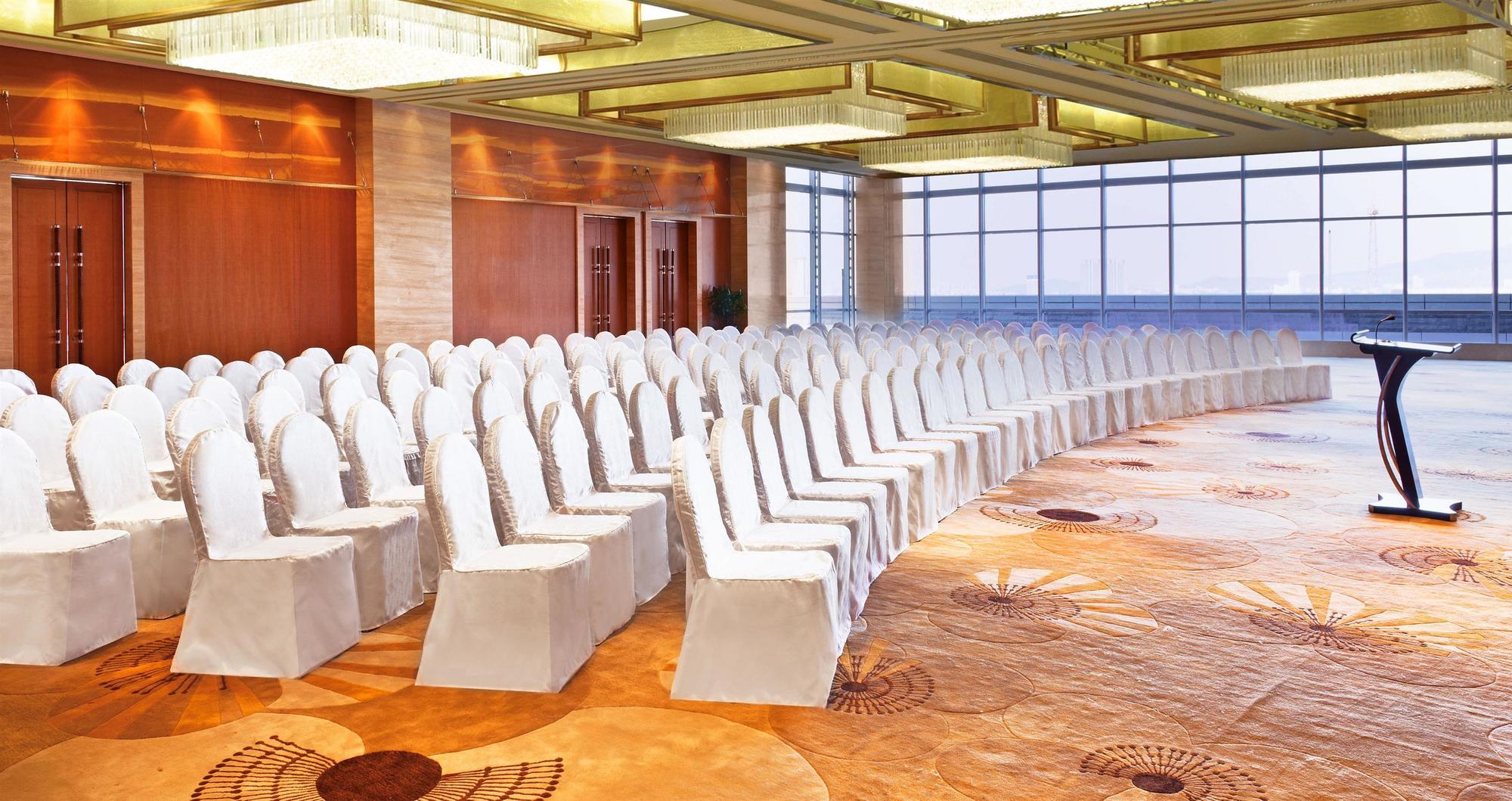 The Westin Nanjing Xuanwu Lake Buitenkant foto